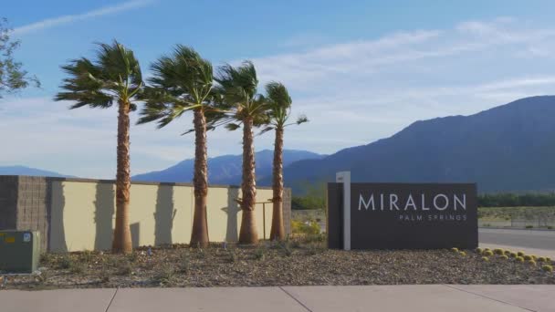 The Miralon Palm Springs - CALIFORNIA, EUA - 18 de março de 2019 — Vídeo de Stock