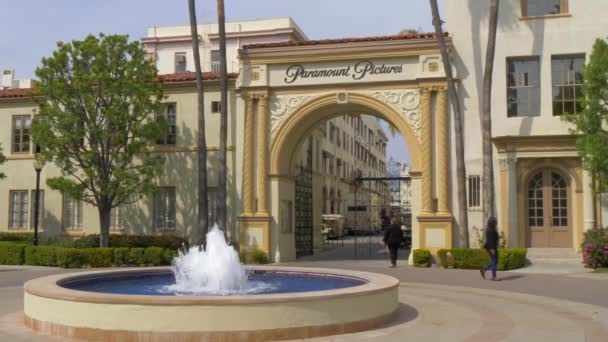 Paramount Pictures studi cinematografici a Los Angeles - CALIFORNIA, USA - 18 MARZO 2019 — Video Stock