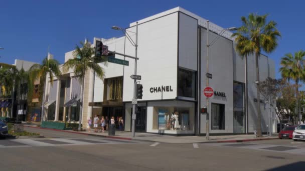 Магазин Chanel на Rodeo Drive у Беверлі-Гіллз - CALIFORNIA, США - MARCH 18, 2019 — стокове відео