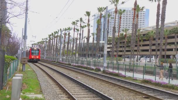 Tory kolejowe w San Diego Convention Center-Kalifornia, USA-18 marca, 2019 — Wideo stockowe
