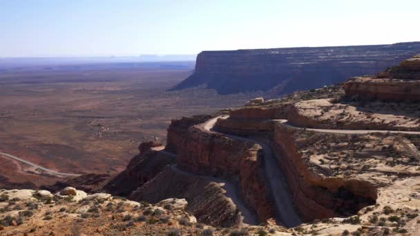 Impresionantes paisajes en el Parque Nacional Canyonlands — Vídeo de stock