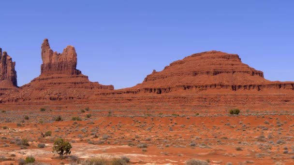 Esculturas rochosas incríveis no Monument Valley — Vídeo de Stock