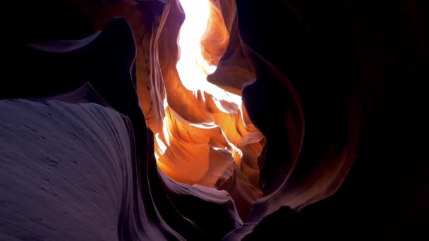 Dünyaca ünlü Antilop Kanyonu - inanılmaz manzara — Stok video