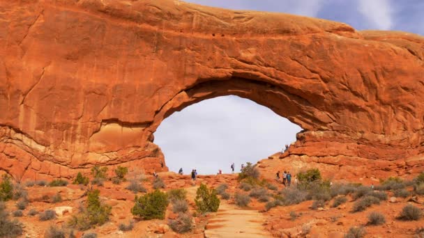 Национальный парк Арки в Юте - UTAH, США - 20 марта 2019 года — стоковое видео