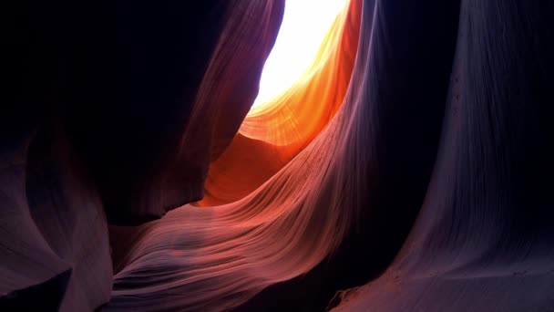 Antelope Canyon - cores incríveis das rochas de arenito — Vídeo de Stock