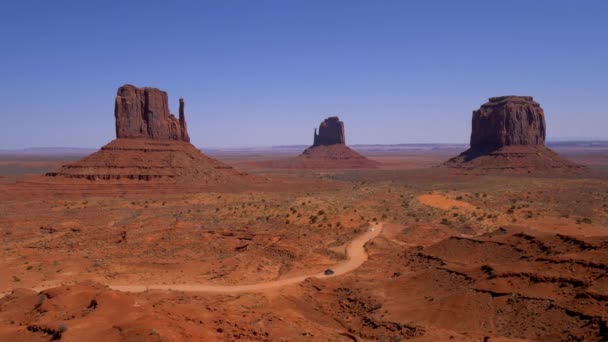 Monument Valley in Utah - berühmtes Wahrzeichen — Stockvideo
