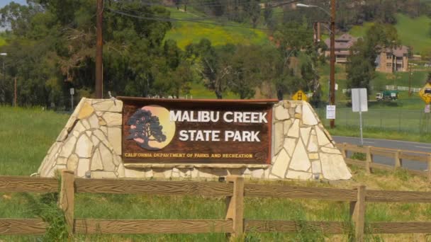 Státní park Malibu Creek-Malibu, USA-29. březen 2019 — Stock video