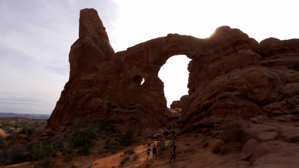 Parque Nacional Arches en Utah - UTAH, Estados Unidos - 20 DE MARZO DE 2019 — Vídeo de stock