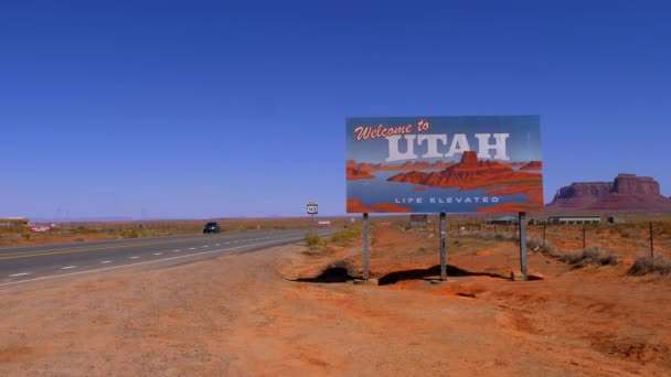 Welcome to Utah street sign - UTAH, USA - March 20, 2019 — Αρχείο Βίντεο