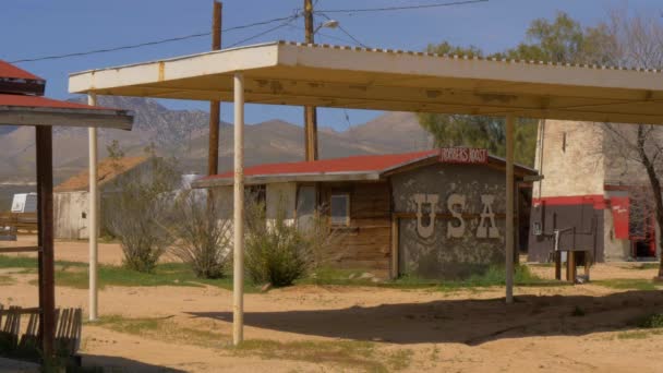 Typische Ghost Town in Californië - MOJAVE CA, Verenigde Staten - 29 maart 2019 — Stockvideo