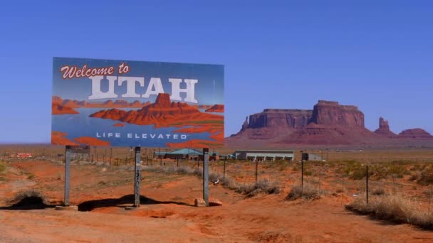 Welcome to Utah street sign - UTAH, USA - 20 МАРТА 2019 — стоковое видео