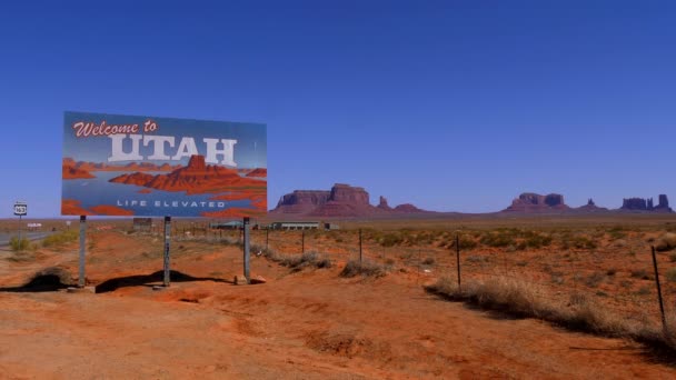 Welkom bij Utah straatnaambord - UTAH, Verenigde Staten - 20 maart 2019 — Stockvideo