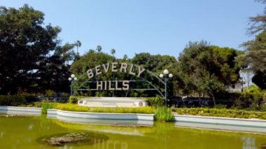 Kaliforniya 'daki Beverly Hills Gardens Parkı - LOS ANGELES, ABD - 1 Nisan 2019