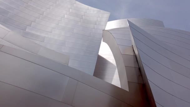 Walt Disney Concert Hall in Los Angeles Downtown - LOS ANGELES, Verenigde Staten - APRIL 1, 2019 — Stockvideo