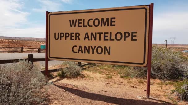Üdvözöljük a felső antilop kanyonban Arizonában - ARIZONA, USA - MÁRCIUS 26. 2019. — Stock videók