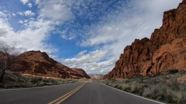 Viagem de carro no Snow Canyon em Utah — Vídeo de Stock