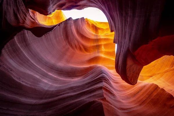 Antelope Canyon Incredibili Colori Delle Rocce Arenarie Fotografia Viaggio — Foto Stock