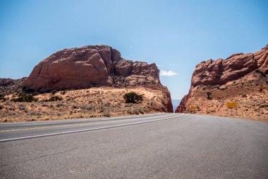 Arizona çölünde yol - seyahat fotoğrafçılığı