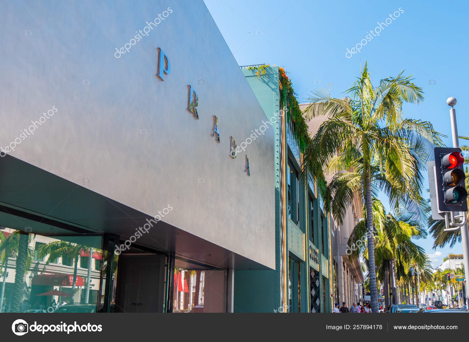 Prada Store Rodeo Drive Beverly Hills California United States March –  Stock Editorial Photo © 4kclips #257894178