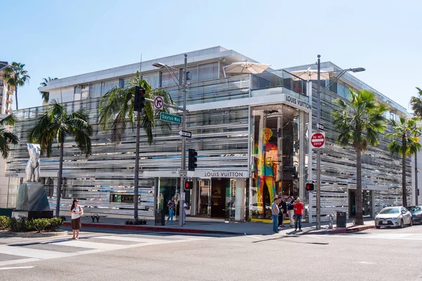 Louis Vuitton Myymälä Rodeo Drivella Beverly Hillsissä California Yhdistynyt States — kuvapankkivalokuva
