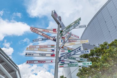 Los Angeles kardeş şehirleriçin yön işaretleri - California, Amerika Birleşik Devletleri - 18 Mart 2019