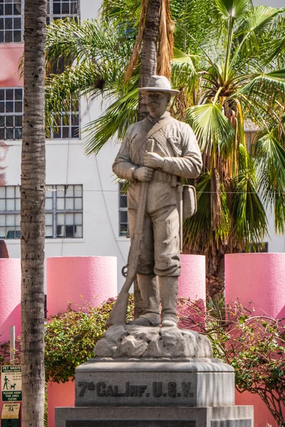 Los Angeles Şehir Merkezindeki Pershing Meydanı Ndaki Heykel California Amerika — Stok fotoğraf