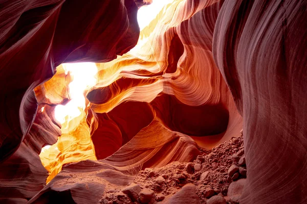 Zakřivené Pískovcové Útvary Antelope Canyon Cestovní Fotografie — Stock fotografie