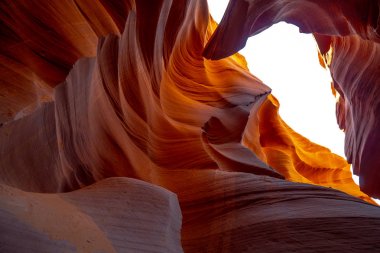 Arizona 'daki Aşağı Antilop Kanyonu - çöldeki en güzel yer - seyahat fotoğrafçılığı