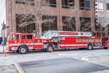 Los Angeles İtfaiye Arabası şehir merkezinde - Kaliforniya, Amerika Birleşik Devletleri - 18 Mart 2019