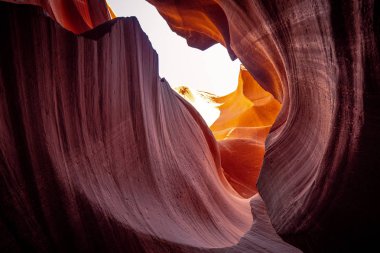 Antilop Kanyonu - kumtaşı kayalarının inanılmaz renkleri - seyahat fotoğrafçılığı