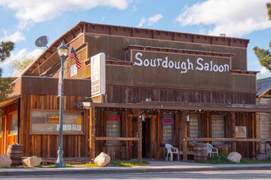 Beatty'deki Eski Sourdough Salonu - Beatty, Amerika Birleşik Devletleri - 29 Mart 2019
