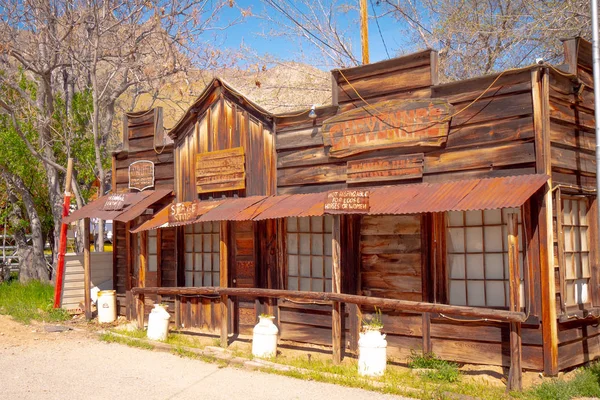 Old saloon at Riverkern in the Sequoia National Forest - RIVERKERN, USA - 29 maart 2019 — Stockfoto