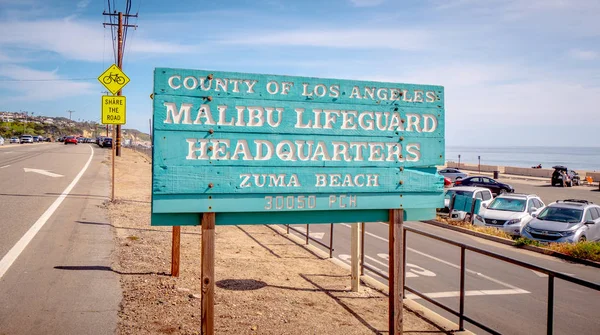 Malibu Lifeguards Headquarter at Zuma Beach - MALIBU, USA - MARCH 29, 2019 — Stock Photo, Image
