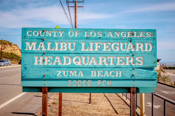 Malibu livräddare huvudkontor vid Zuma Beach - MALIBU, USA - 29 mars 2019 — Stockfoto