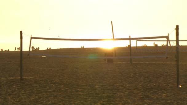 Berömda Santa Monica Beach-Los Angeles, USA-29 mars, 2019 — Stockvideo