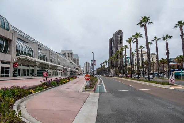 San Diego street view at Convention Center - CALIFORNIA, USA - MARCH 18, 2019 — Stock Photo, Image