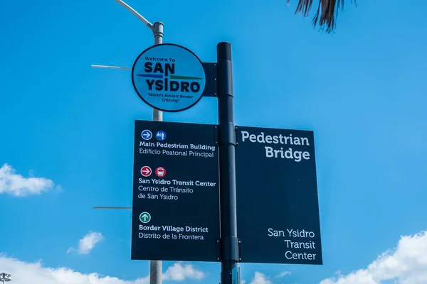 Ponte pedonale di San Ysidro - CALIFORNIA, USA - 18 marzo 2019 — Foto Stock