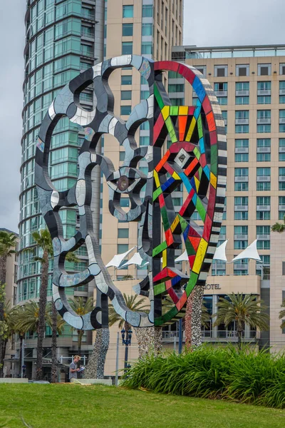 Modern Art sculptures at Convention Center Park San Diego - CALIFORNIA, USA - MARCH 18, 2019 — Stock Photo, Image