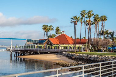 San Diego Körfezindeki Güzel Coronado İskelesi - CALIFORNIA, ABD - 18 Mart 2019
