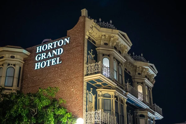 Horton Grand Hotel at historic Gaslamp Quarter San Diego by night - CALIFORNIA, USA - MARCH 18, 2019 — Stock Photo, Image