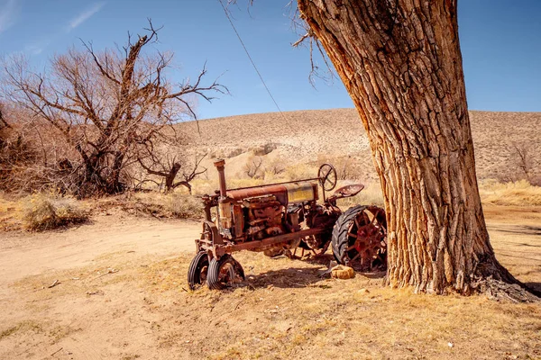 Street view in Benton - een historisch stadje in de oostelijke Sierra — Stockfoto