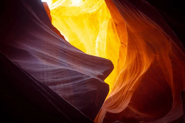 Maravillosos colores del Antelope Canyon Superior — Foto de Stock