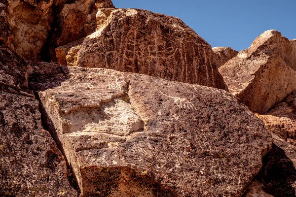 Spectacular Native American Petroglyohs at Chalfant Valley — Stock Photo, Image