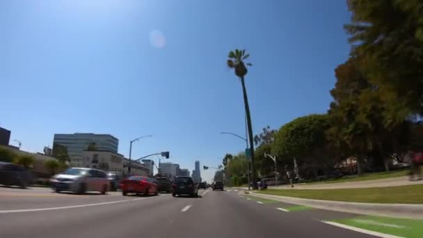 Hyperlapse Drive a través de Beverly Hills - LOS ÁNGELES, EE.UU. - 18 DE MARZO DE 2019 — Vídeo de stock
