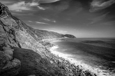 Pasifik Sahil Otobanı 'ndaki Malibu sahilinde özel malikaneler