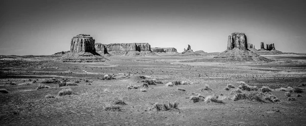Słynna Dolina Zabytków na pustyni Utah — Zdjęcie stockowe