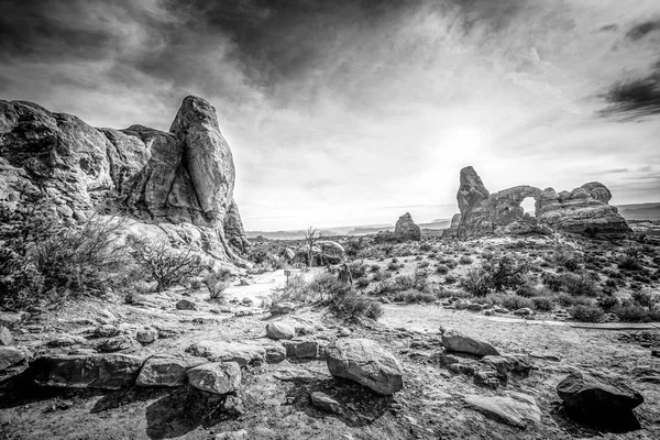 Increíble paisaje en el Parque Nacional Arches en Utah — Foto de Stock