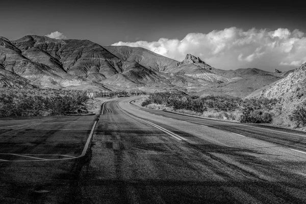 Scénická cesta přes národní park Death Valley — Stock fotografie