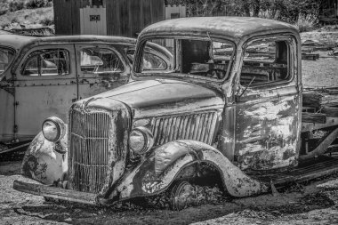 Eski ve paslı araba - BENTON, ABD - 29 Mart 2019