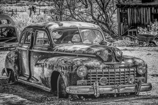 Eski ve paslı araba - BENTON, ABD - 29 Mart 2019